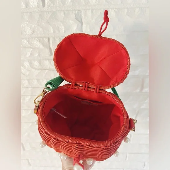 Kate Spade x Target Strawberry Wicker Purse NWOT - Picture 6 of 7